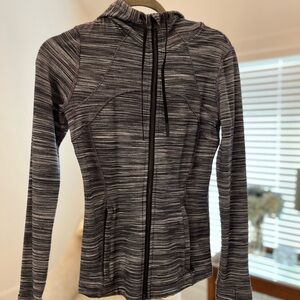 Lululemon NWOT Striped Scuba Hoodie Size 4